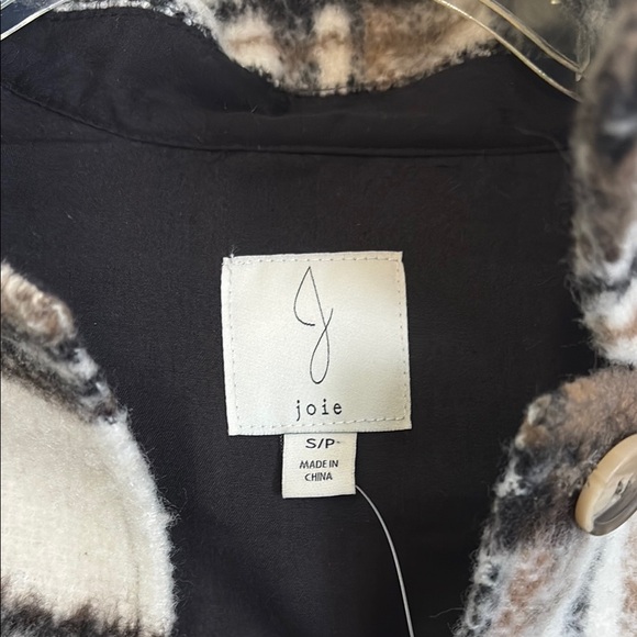 Plaid Button-Up Jacket - Picture 3 of 5